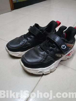 Used kids shoes
